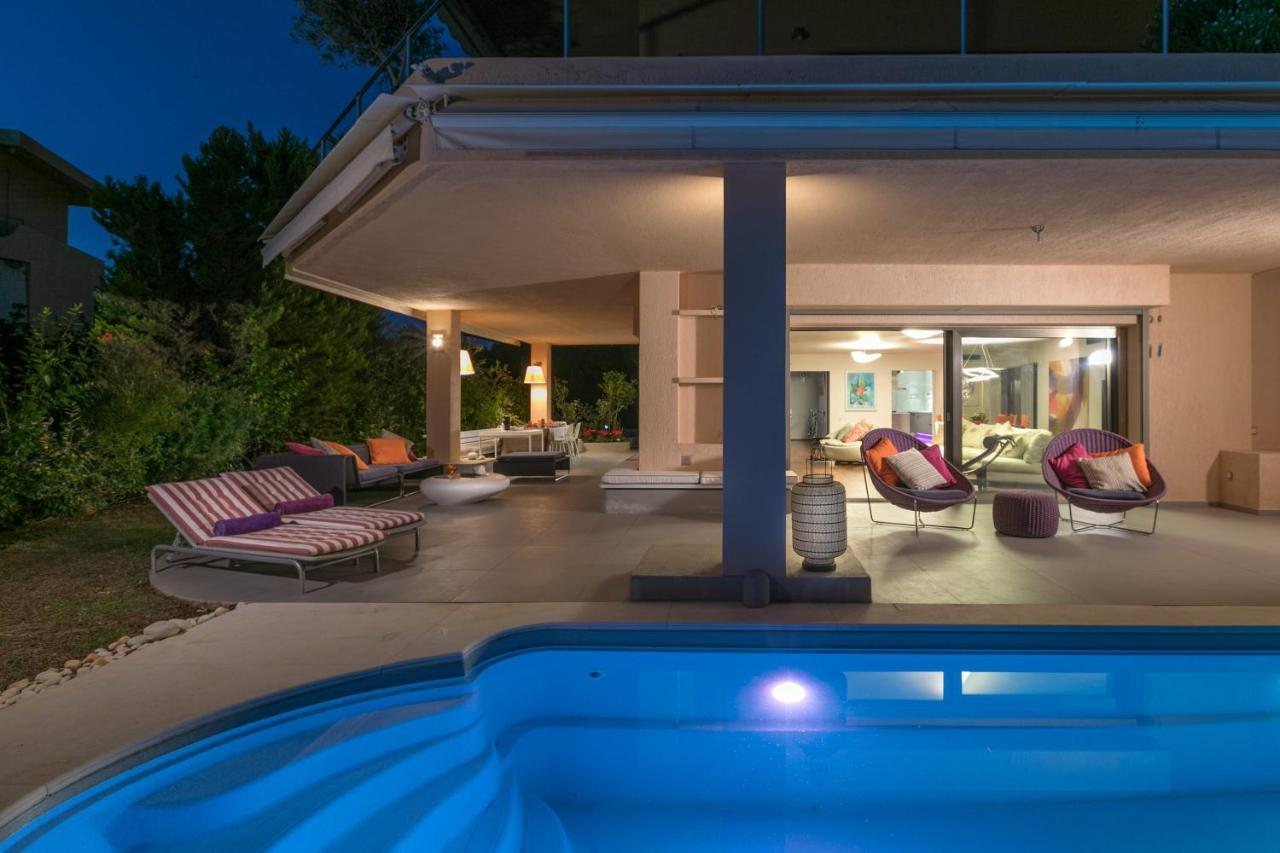 Luxurious Villa Philoxenia Lagonisi Exterior photo