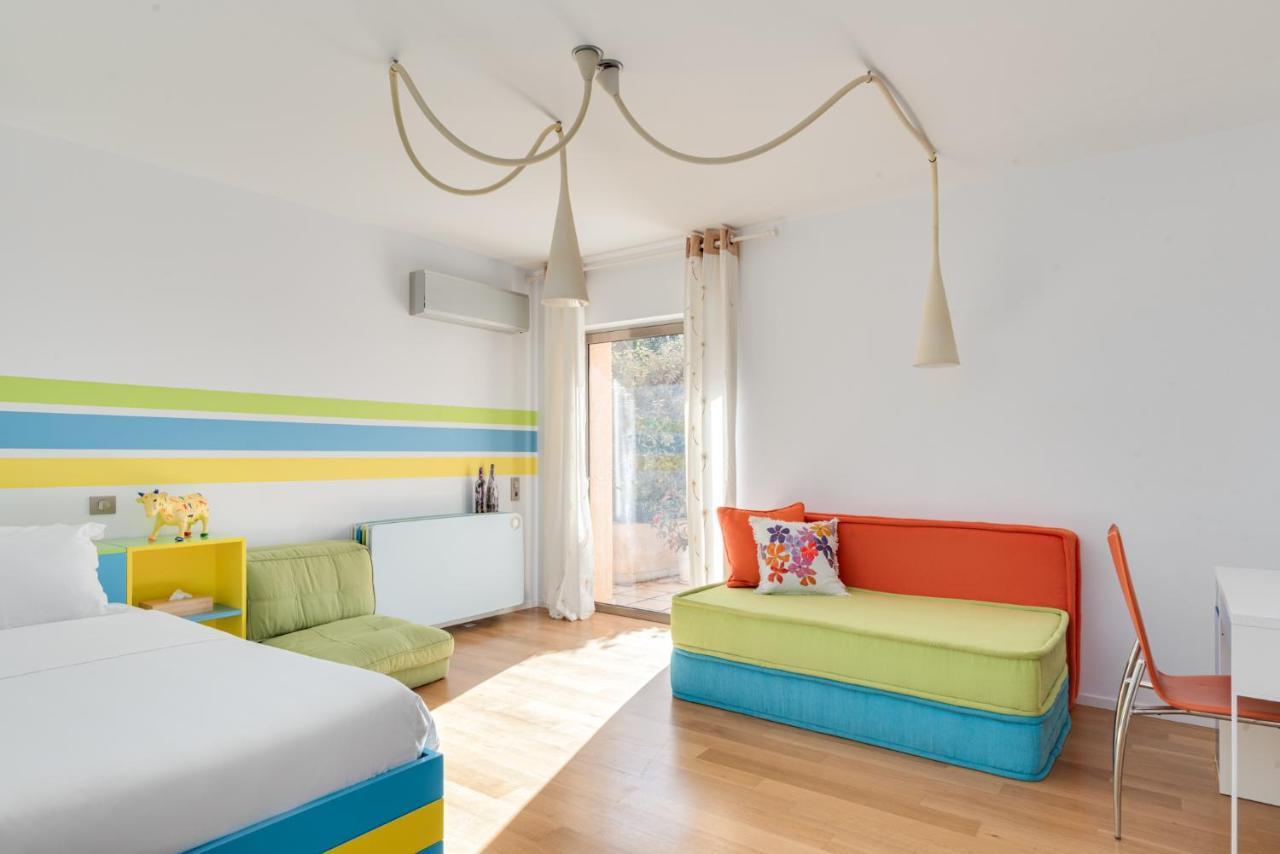 Luxurious Villa Philoxenia Lagonisi Exterior photo